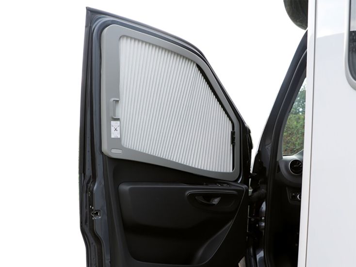 Remis Remifront III Sprinter 2006-18 zijkant links