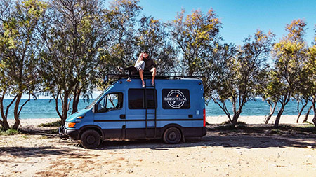 Een kijkje in de camper van Lisa en Erik